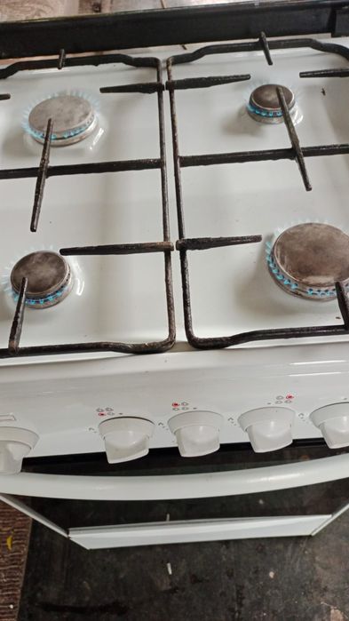 Газовая плита рабочая