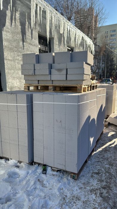 Грузчики крепкие