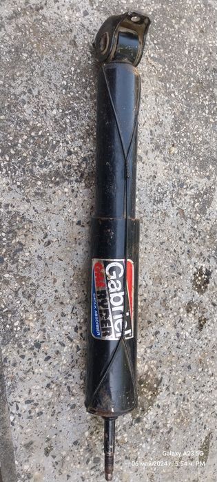 Огледало дясно за Опел  корса б,Капачка за ауди,Газов амортисьор Габр