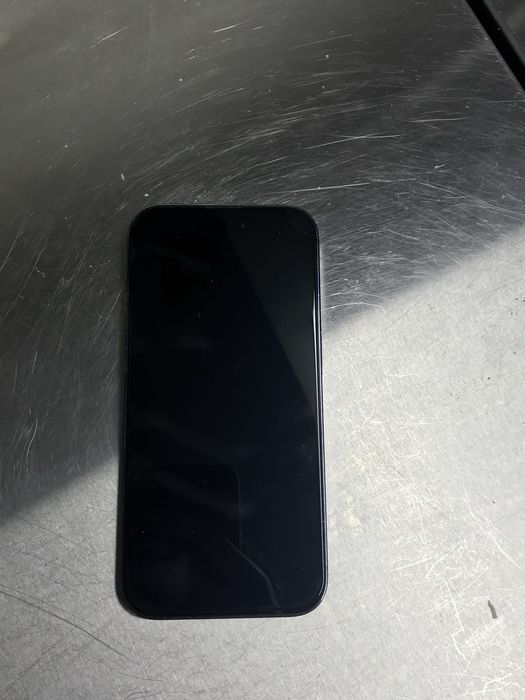 iPhone 14 pro 128/77%