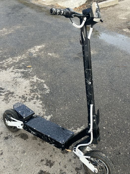 Trotineta  kukurin g2