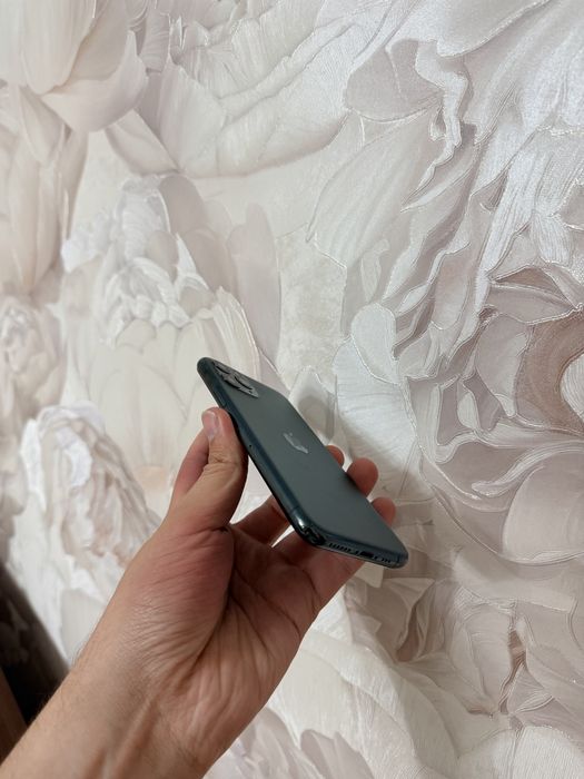 iPhone 11/Pro 256Gb - В хорошем состоянии