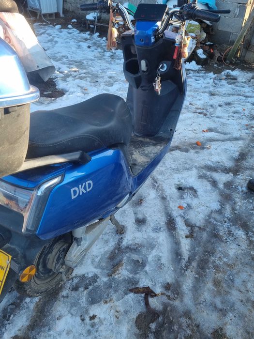 Vand scuter electric