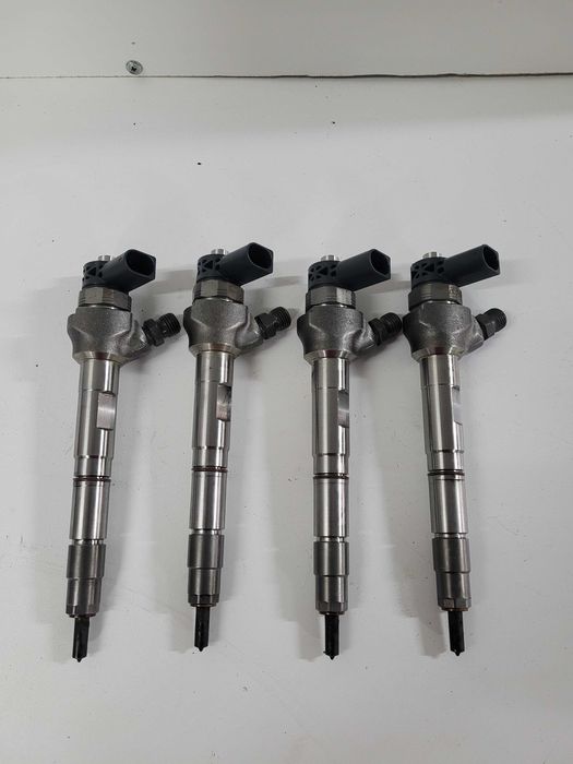 Injectoare 2.0 TDI 04L130277AC Tiguan Golf 7 Passat b8 Skoda Audi