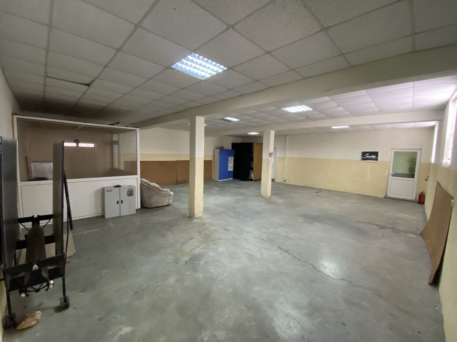 Дава се под наем Склад в Харманли - 800 кв.м за 765 € - Снимка #8