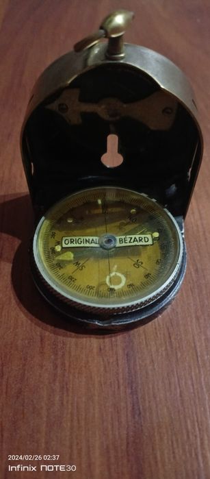 Продам Немецкий Компас BEZARD