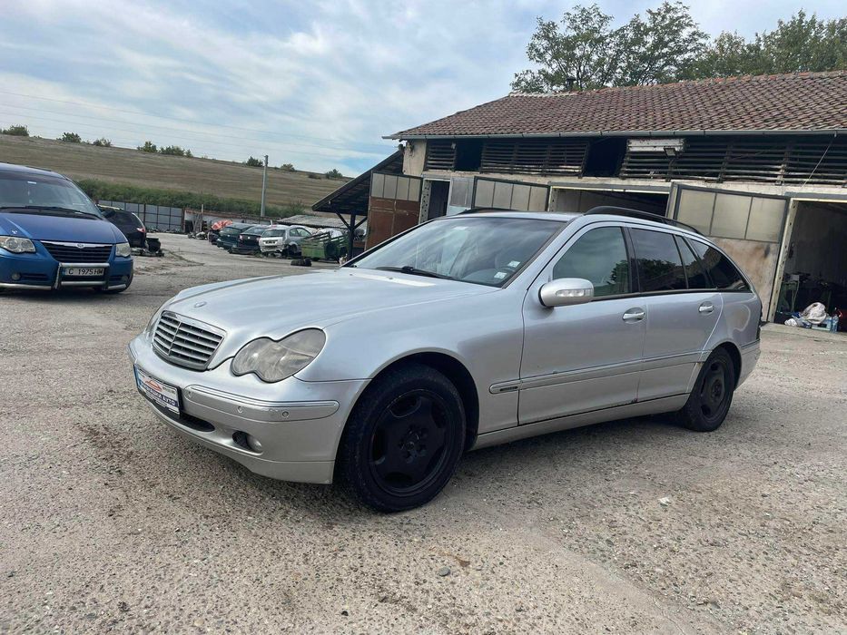 Само на части Mercedes-Benz C 220