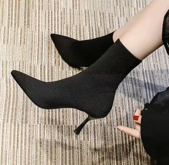 Ботильоны в стиле Кайли из стрейч