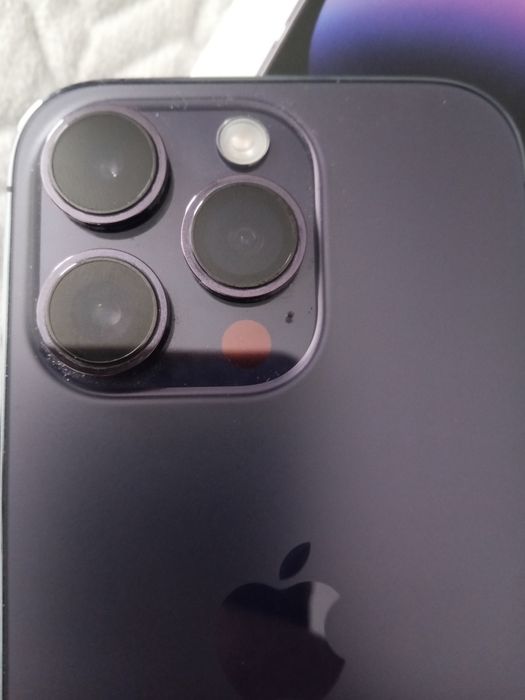 Продам iPhone 14про