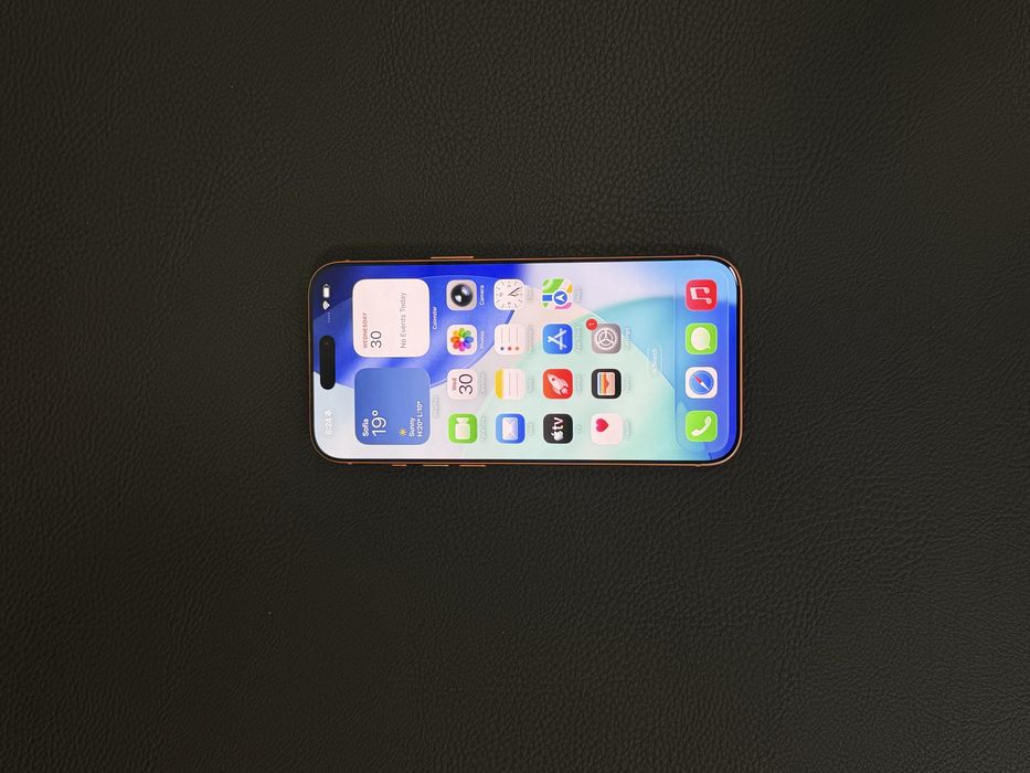 iPhone 17 PRO MAX - 100% батерия