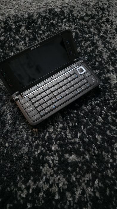 Nokia E90 + Nokia N73 + Bonus Nokia E72