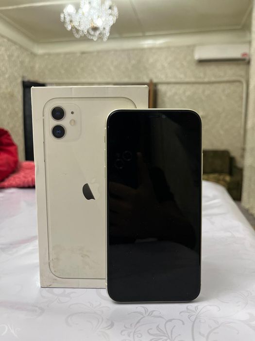 Айфон 11 срочно.