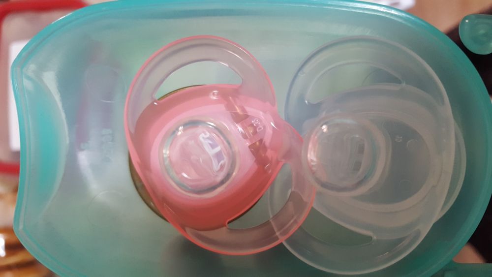 Suzeta tommee tippee  lantisor nou chicco protectie suzete chicco