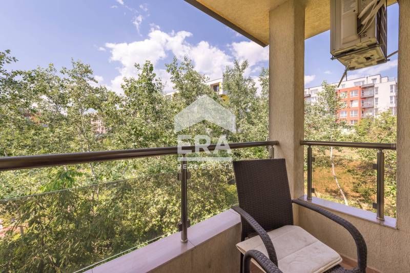 Продава се Тристаен апартамент в Варна, Възраждане 3 - 105 кв.м за 1991 €/кв.м - Снимка #10