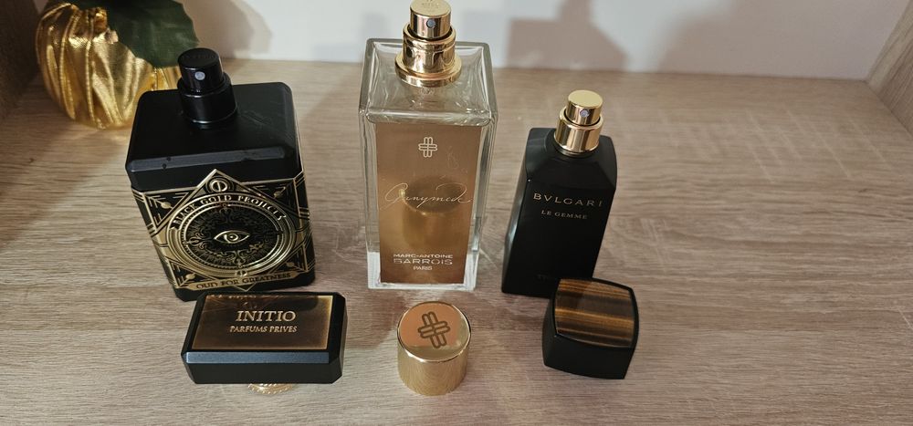 Продам парфюм оригинал