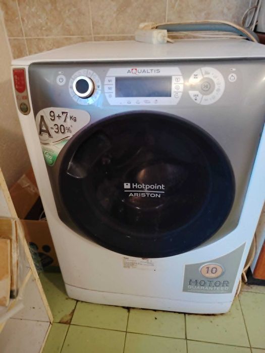 пералня Hotpoint Ariston Aqualtis