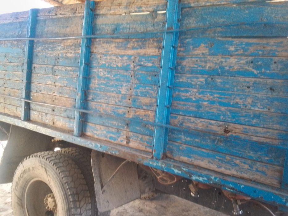 Gaz 53 xolati yaxwi dakument lari joyida matorlari xamasi yangi