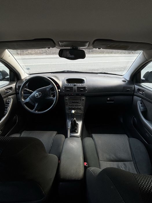 Toyota Avensis D-4D 2003