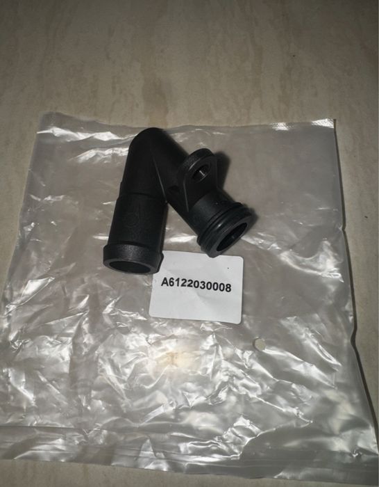 Conducta Pipa Conector apa cot Antigel Mercedes ML W163 ML270 2.7 CDI