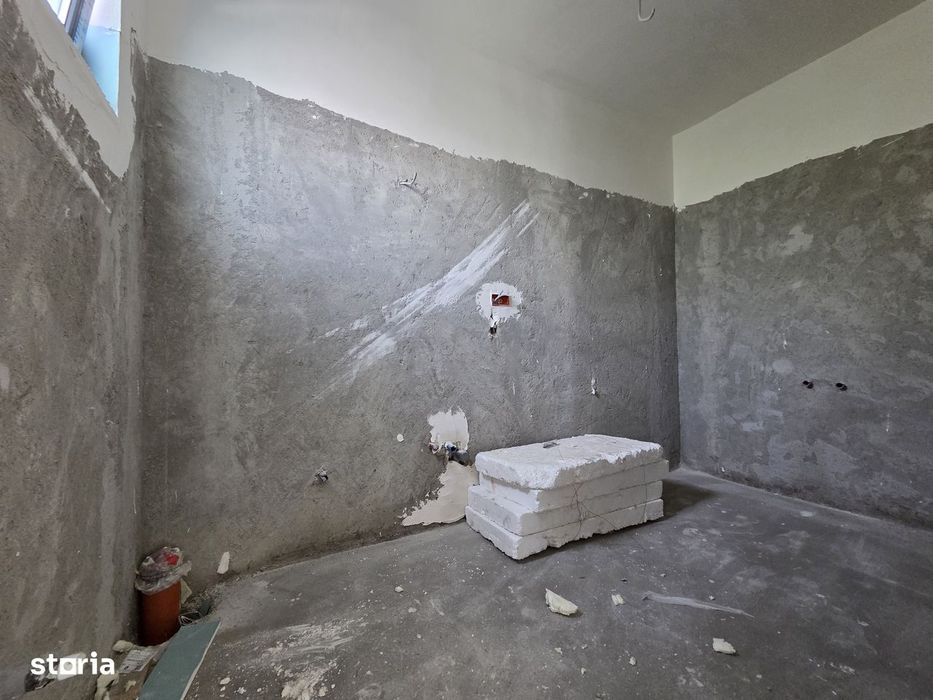 Casă duplex cu 4 dormitoare si mansarda 160 mp Cartier Independenței