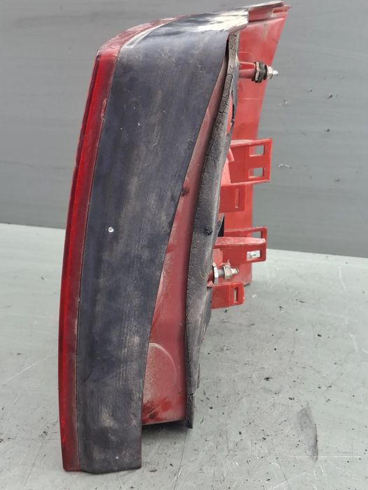 Lampa / Tripla stop stanga pe aripa - Volkswagen VW Golf 2001
