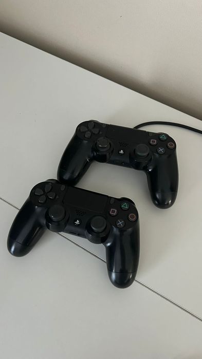 Продам PlayStation 4 1 TB