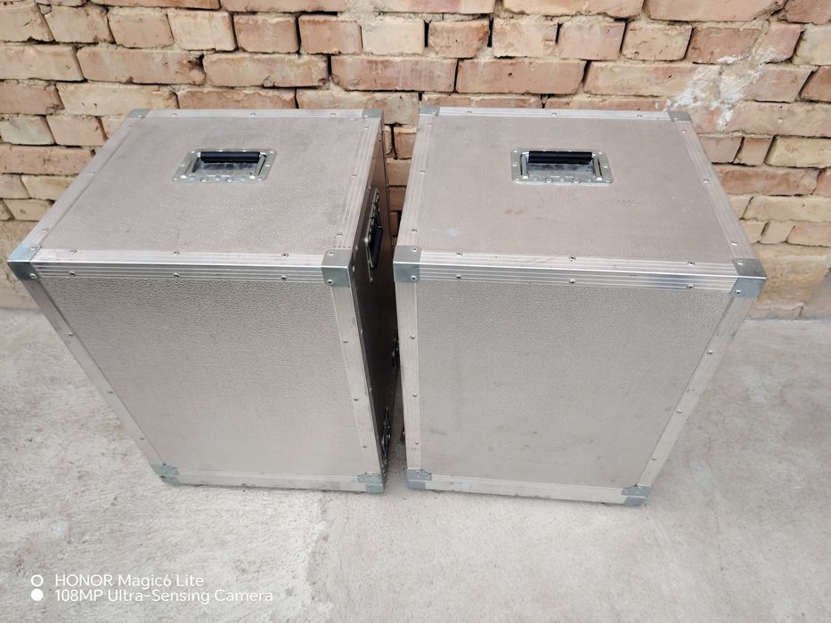 Професионални кутии за пренос на аудиотехника 100лв/бр., 150лв/двет