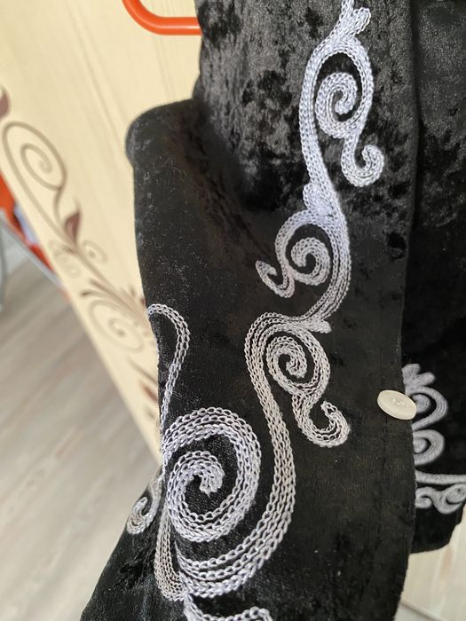 Костюм национальный