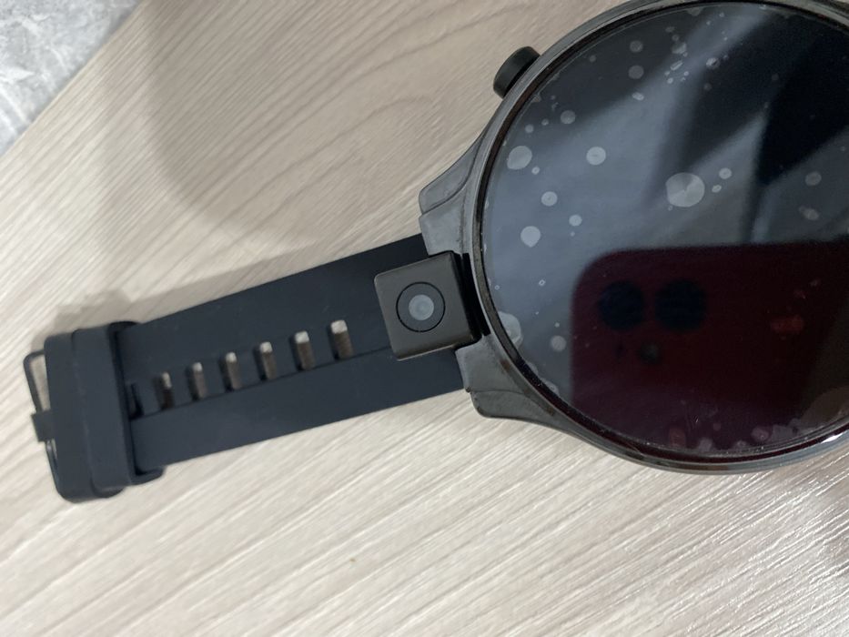 Продам часы как второй телефон