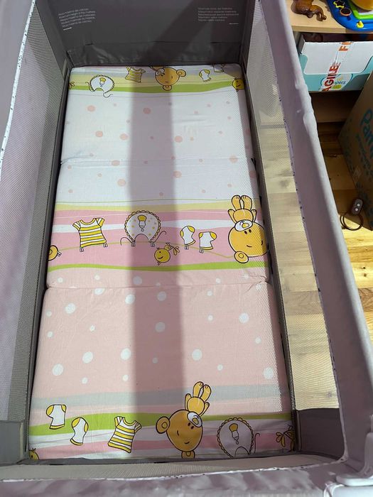 Бебешка кошара - марка Jane с матрак + подарък сгъваем матрак 60x120см