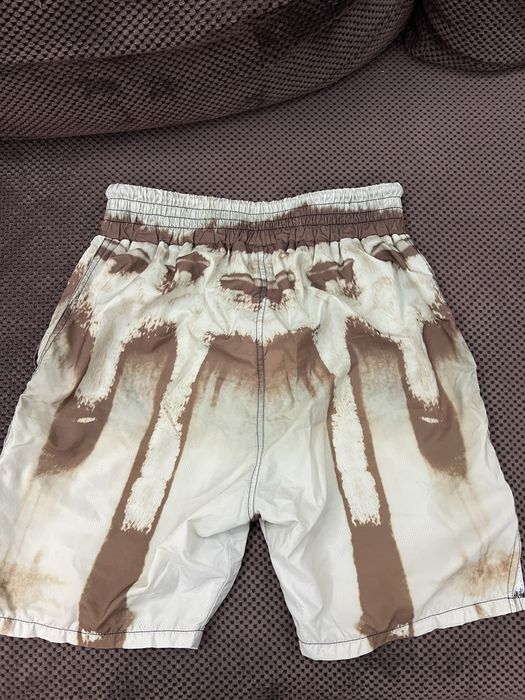 Луда Редки Къси Панталони