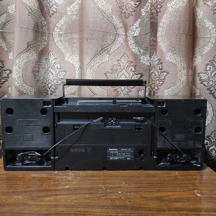Магнитола Sanyo C-35