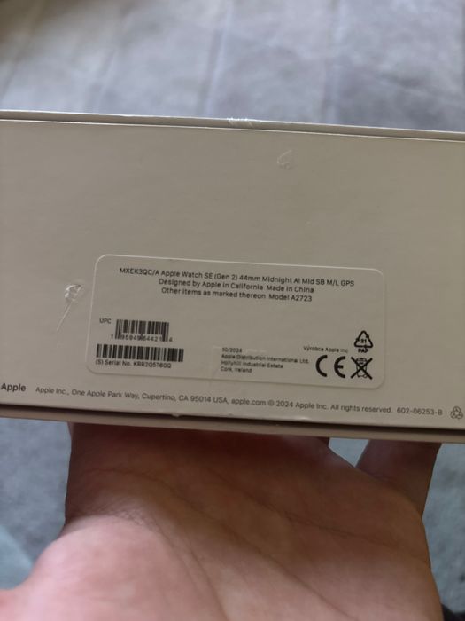 Apple Watch SE (2nd Generation) 44m Midnight Aluminum Case.