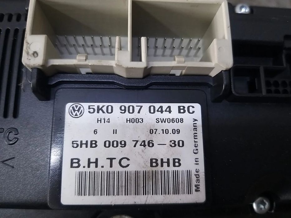 Panou comanda clima ac vw golf 6 5k 5k0907044bc 5hb00974630