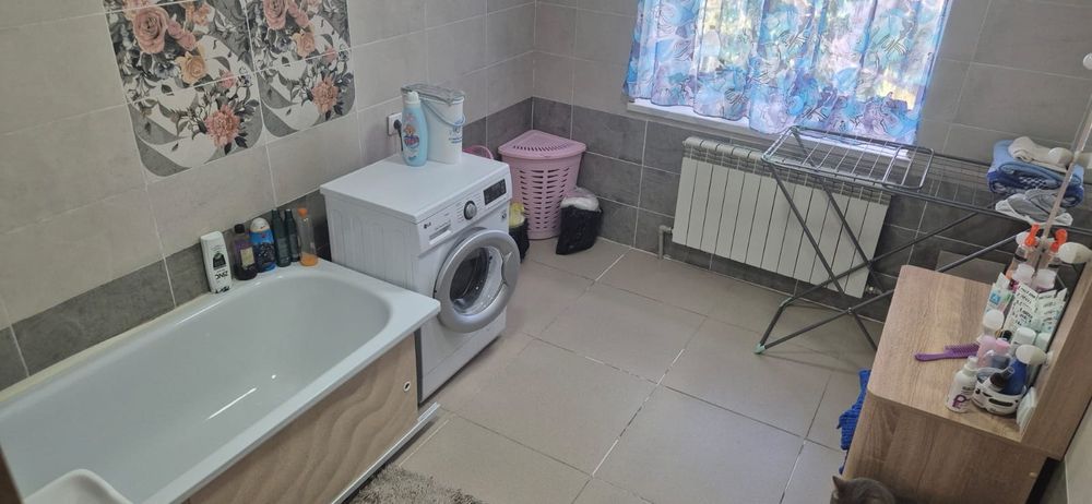Продам 4х комнатную квартиру