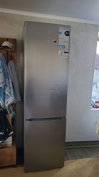 Продам холодильник Bosch