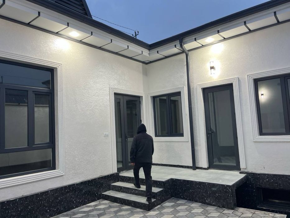 Srochno sotiladi Xonobod 1,6 sotok , 5 xona Evrokotedj, Sergeli