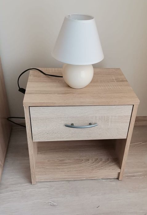 Нощно шкафче с нощна лампа.Дъб сонома.39/28/41