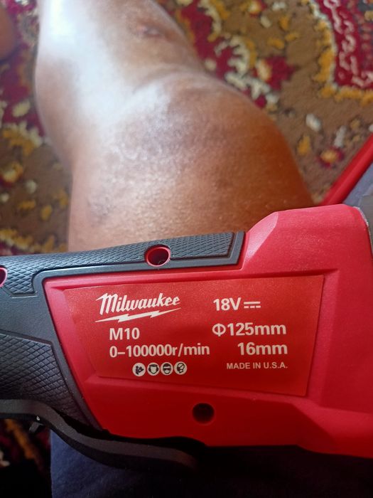 Milwaukee 4в1 комплект с куфар.