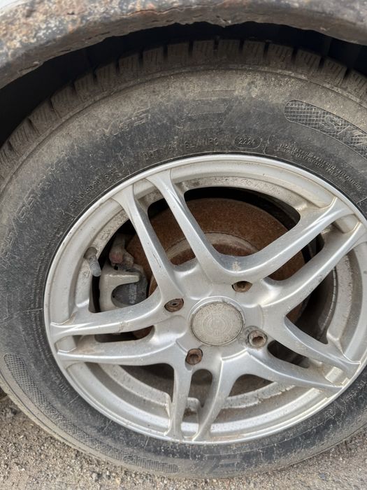 Hyundai coupe 1.6 benzin