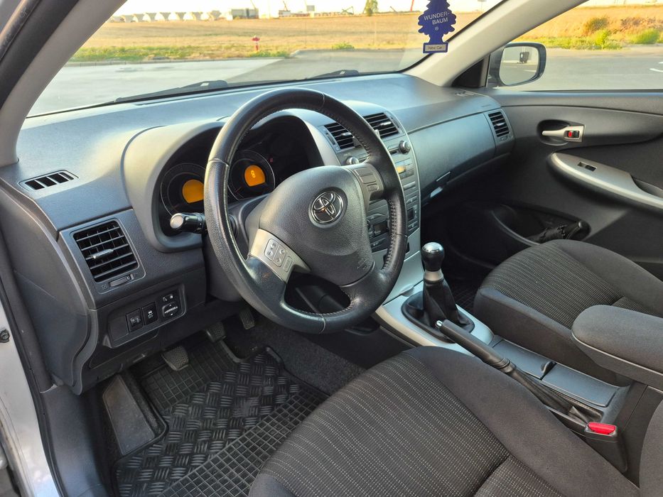 Vând Toyota Corolla 2007