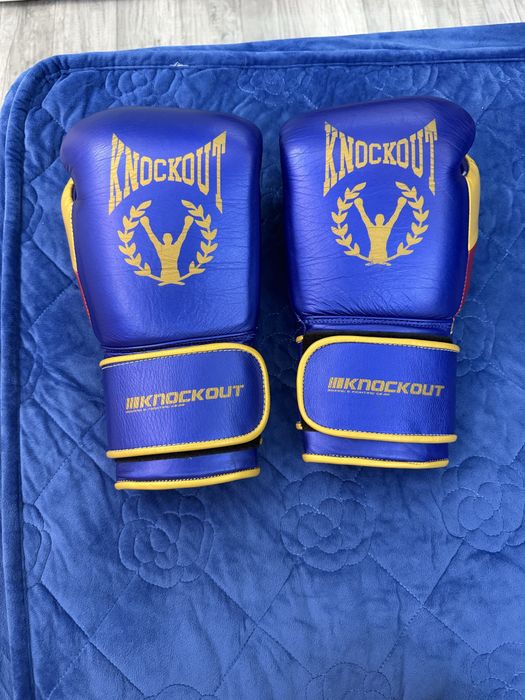 vand Manusi Box Knockout Metalic