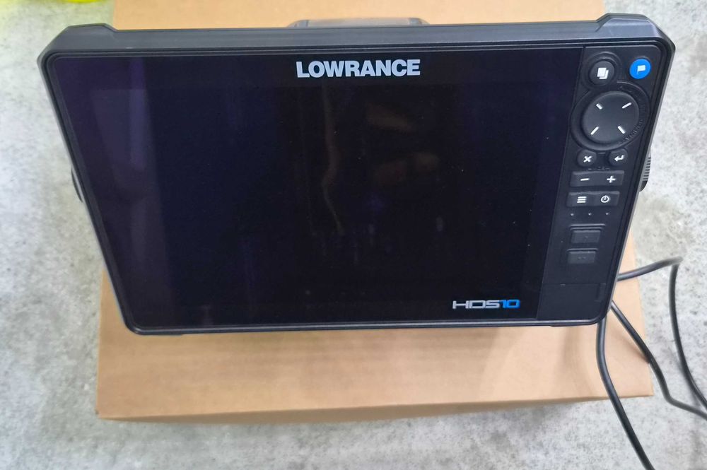 Sonar lowrance hds pro 10"