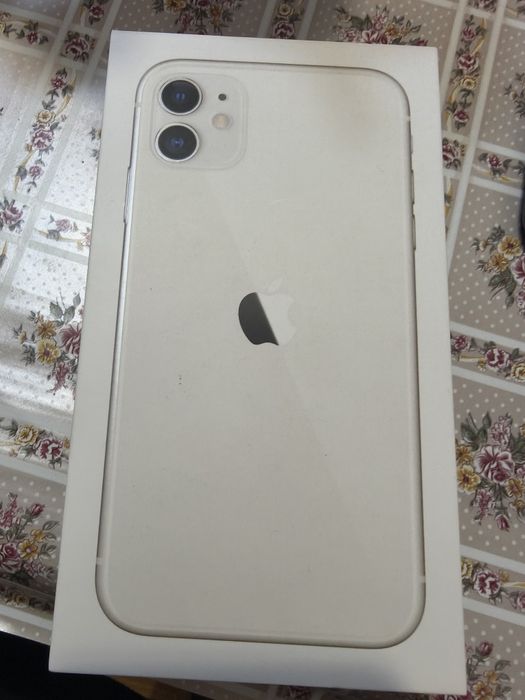 Телефон : iPhone 11 128gb