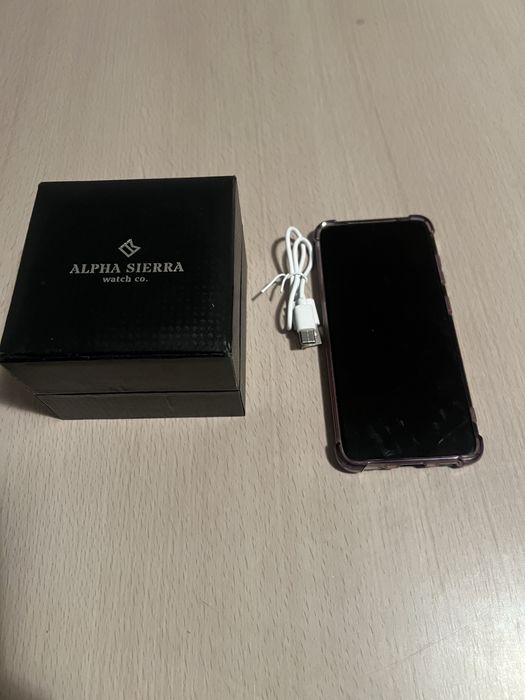 Samsung Galaxy S20 Cosmic Gray - Pentru Piese (Ecran funcțional / Nu se aprinde)