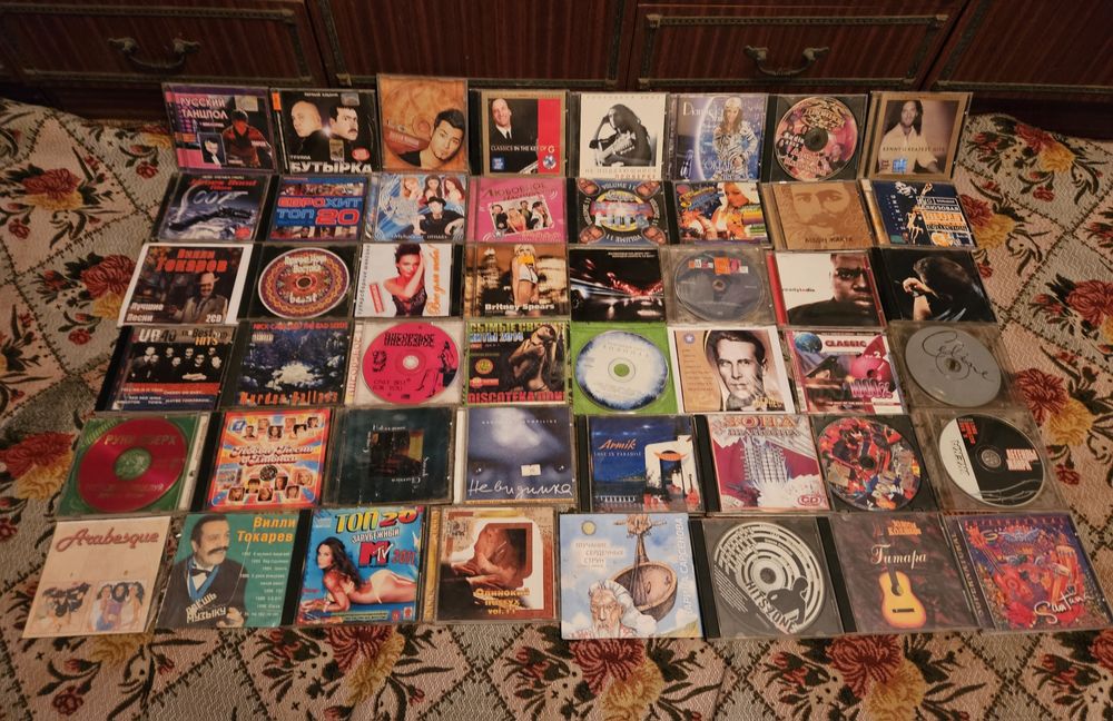 Диски музыкальные CD