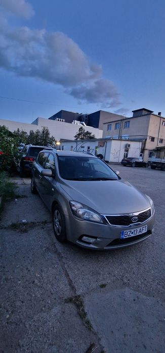 Kia ceed  1.6 16v Dohc an 2010