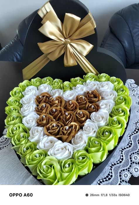Aranjamente florale din săpun