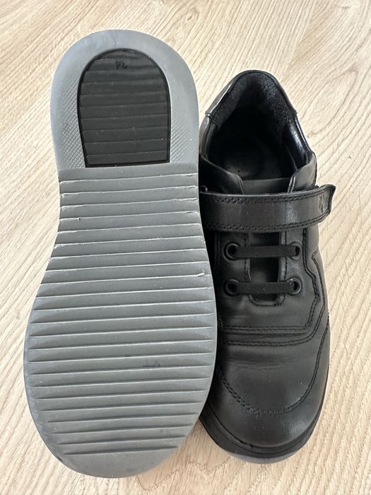 Продам кожаные туфли «Tiflani” для мальчика