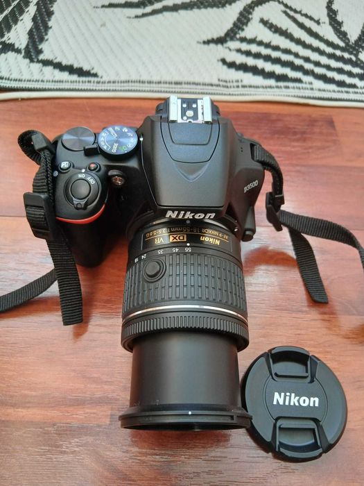 Aparat DSLR Nikon D3500, 24.2 mp, negru + Obiectiv AF-P 18-55mm VR
